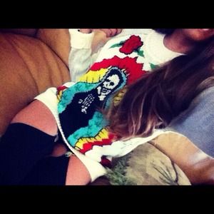 UNIF high now sweater