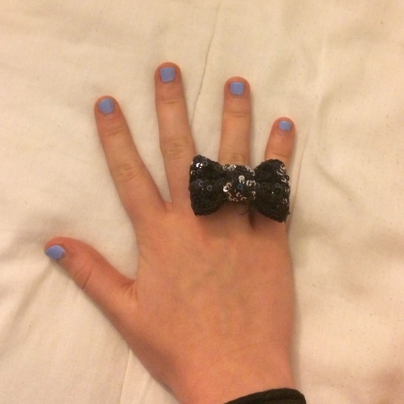 Ring - Picture 4 of 4