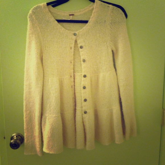 Free people soft sweater wth buttons