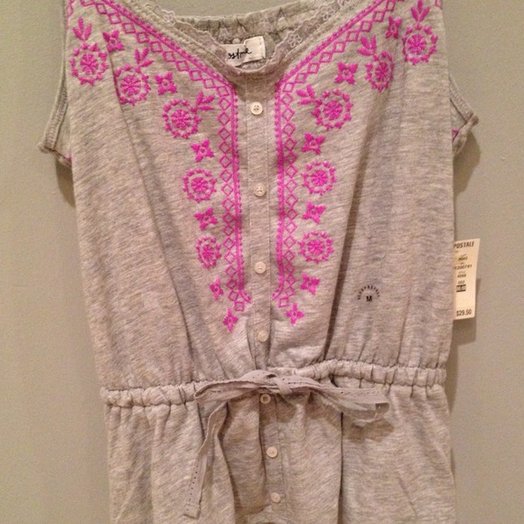 Gray Fitted Bow Tank Top Aéropostale