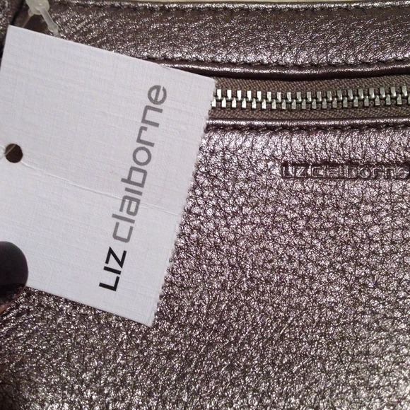 Metallic Brand new Liz Claiborne wristlet - Picture 2 of 3