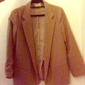Oversized tan blazer