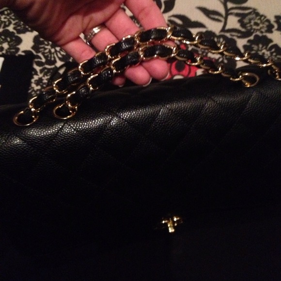 SOLD!!!Authentic CHANEL JUMBO/ Black interior - Picture 3 of 4