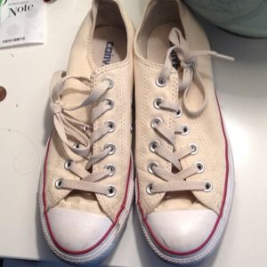 Off White Low Top Converse