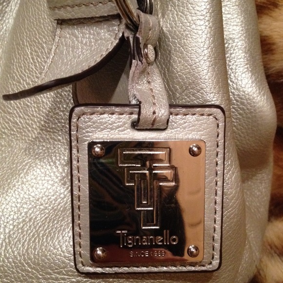 Silver TIGNANELLO  Leather Tote with Key Chain - Picture 2 of 8
