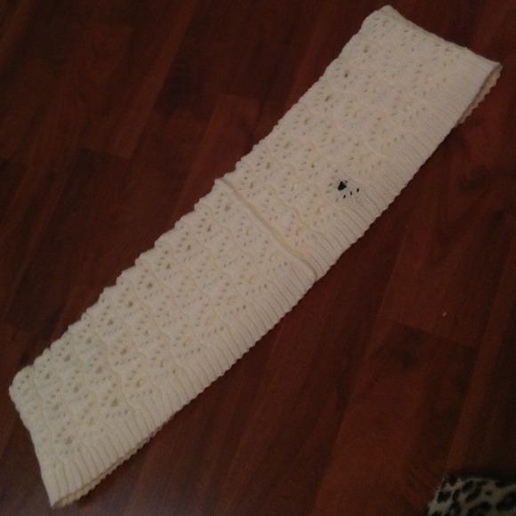 Infinity scarf. - Picture 2 of 4