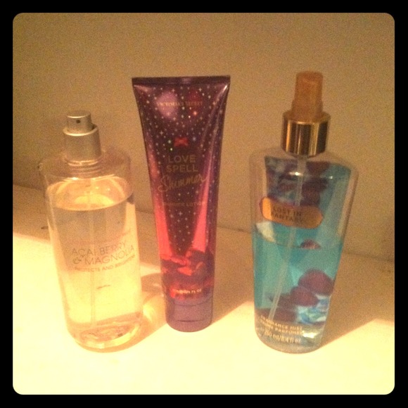 BUNDLE! Victoria Secret perfume & lotion
