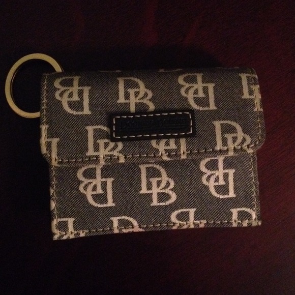 Dooney & Bourke Clutches & Wallets - ‼️SALE‼️ Dooney & Bourke keyring wallet