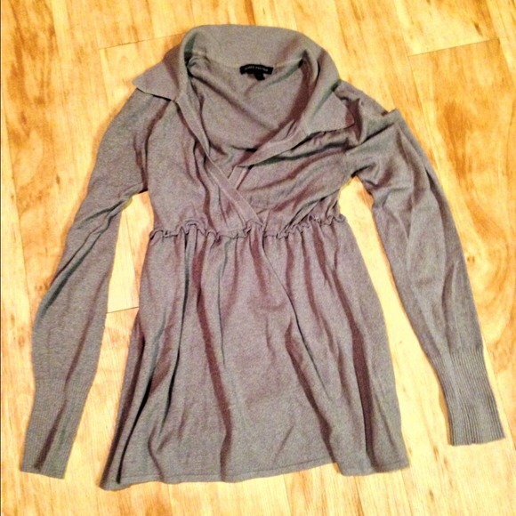 Grey Sweater, Size M - Picture 2 of 2