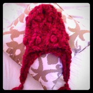 Luxuriously soft knit maroon hat