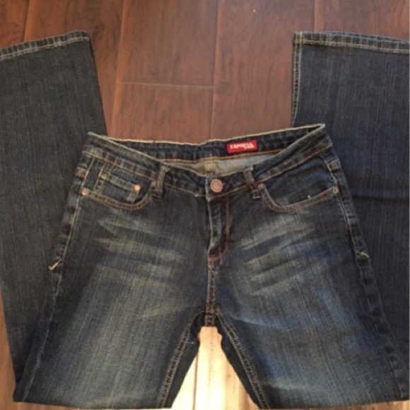 NWOT. Express Jeans. - Picture 4 of 4