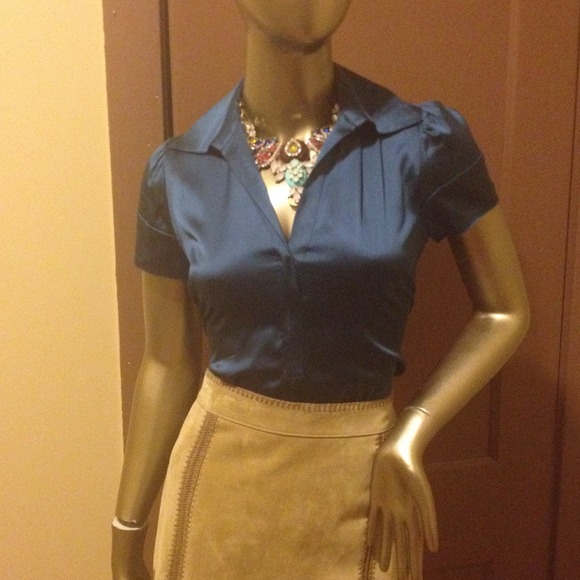 bcbg maxaxria blouse 50% off already marked
