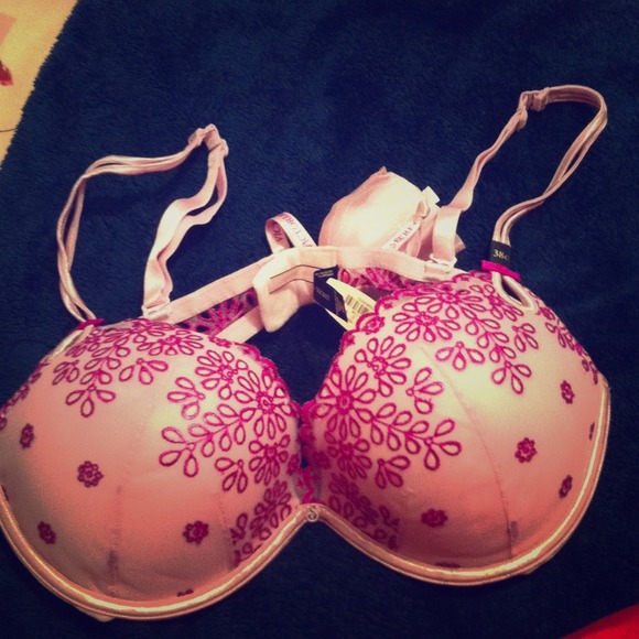 Brand new bra sexy little thing