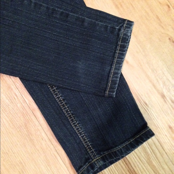 Skinny Jeans, Size 7 - Picture 3 of 4