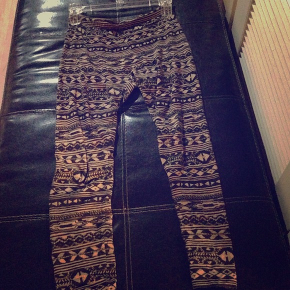 Tribal Print Leggings