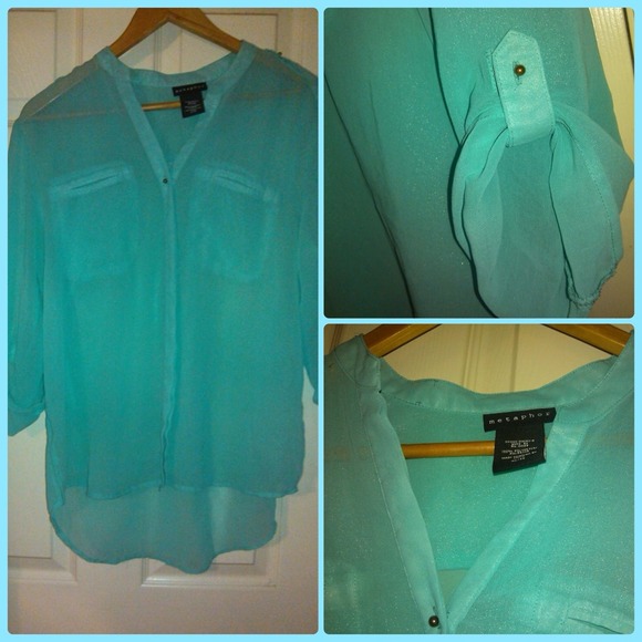 Long back Metaphor blouse