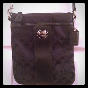 Black Coach crossover body bag style #48452