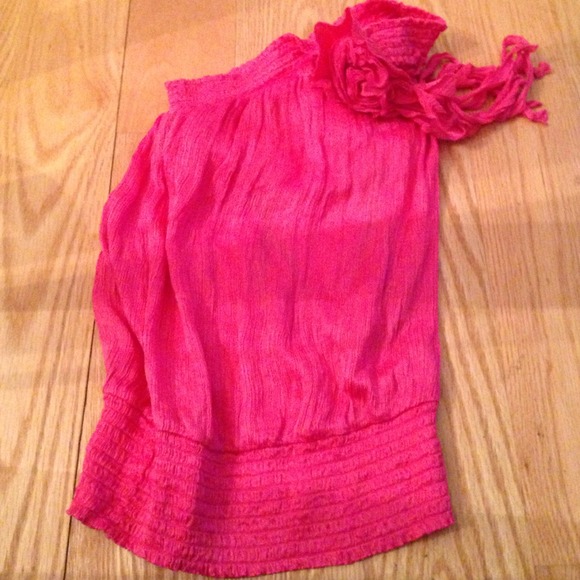 One shoulder hot pink tank