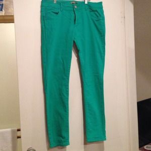 Romeo & Juliet Couture Green Skinny Jean