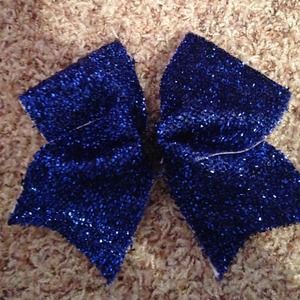 Blue cheerleading bow 🎀