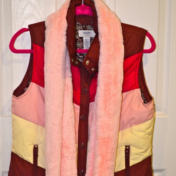 Super Cute Pink Winter Vest and Scarf!!