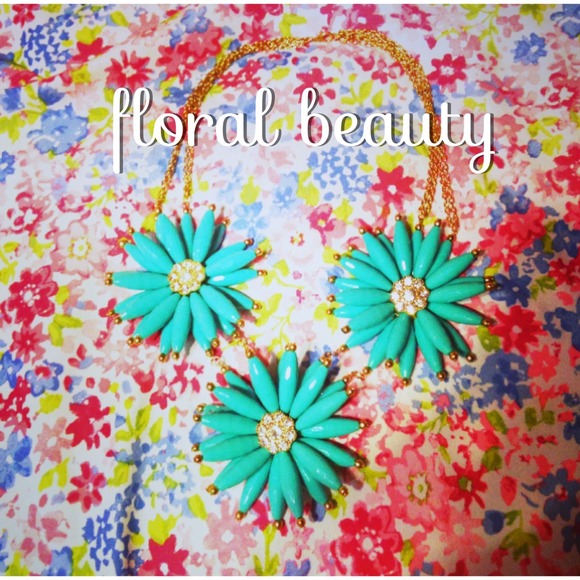 Flower Necklace