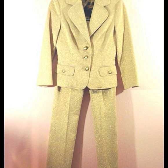 DOLCE & GABBANA TWO PIECE SUIT