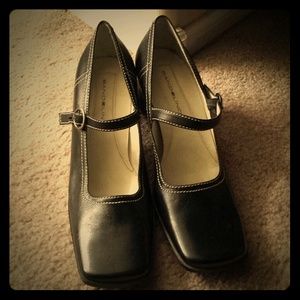 Brand New Bandolino Mary Janes