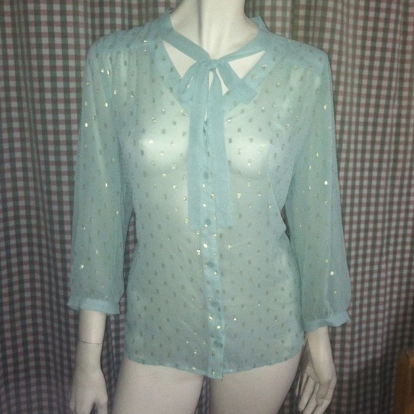 🚫🚫SOLD🚫🚫 ---ELLE" top