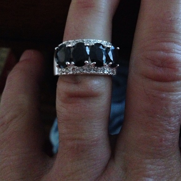 SOLD‼️Topaz & sterling  Blk sapphire & white topaz - Picture 2 of 3