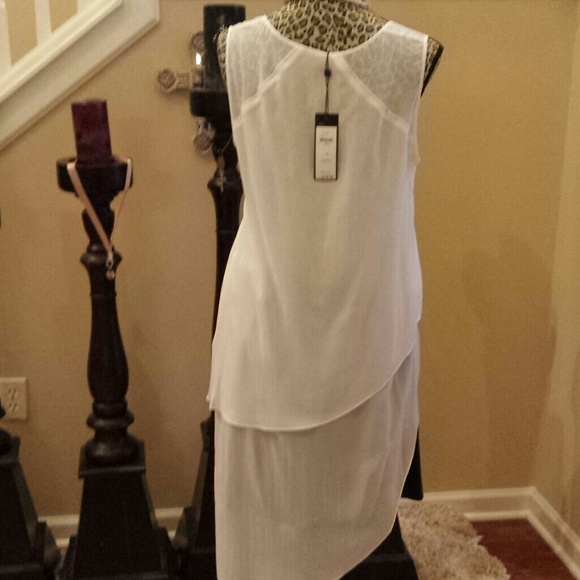 **HP!** BCBG hi lo sleeveless top w/ a twist! NWT! - Picture 2 of 4