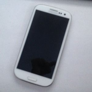 Samsung Galaxy SIII (T-Mobil) Cell Phone