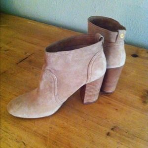 Tory Burch suede Bootie size 8.5