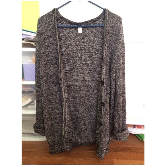 ⬇️REDUCED⬇️ Brandy Melville Inspired Cardigan