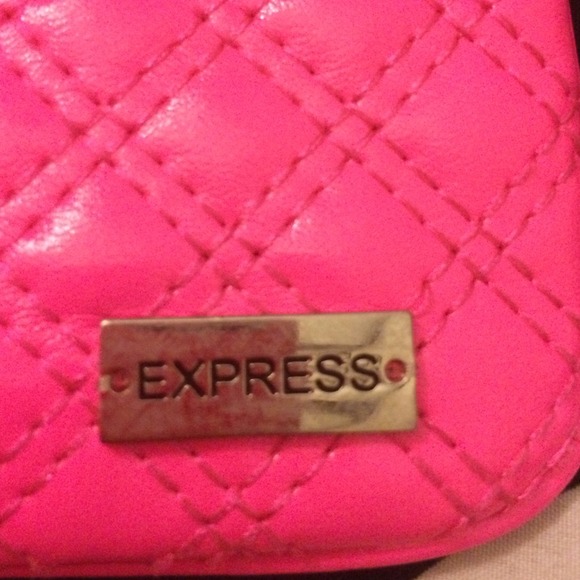 Wristlet - Picture 2 of 4