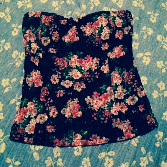 Cute Floral Tube Top - Picture 3 of 4