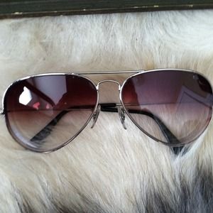 Ray-Ban classic aviator special gradient scrip sun
