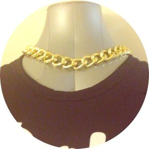 *REDUCED PRICE* // Gold chain necklace NWT *REDUCED PRICE* // Gold chain necklace NWT