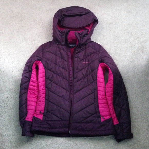 Patagonia pink and purple ski/snowboard jacket