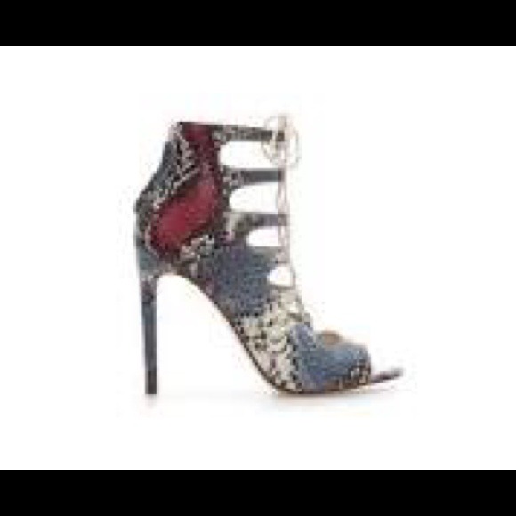 Zara Snakeskin Laceup Bootie NWB! Will trade for 7