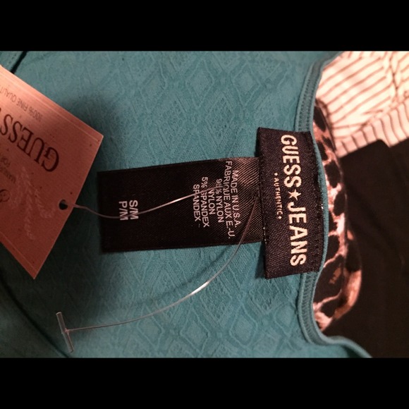 NWT Guess Jeans top - Picture 3 of 3