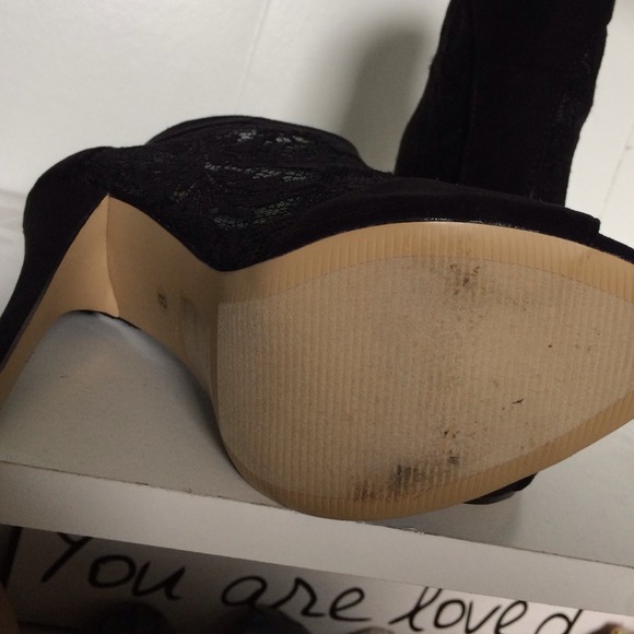 Aldo lace booties πππ host pickπππ - Picture 2 of 4