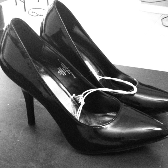 Brand New Never Used Massino Pumps !!
