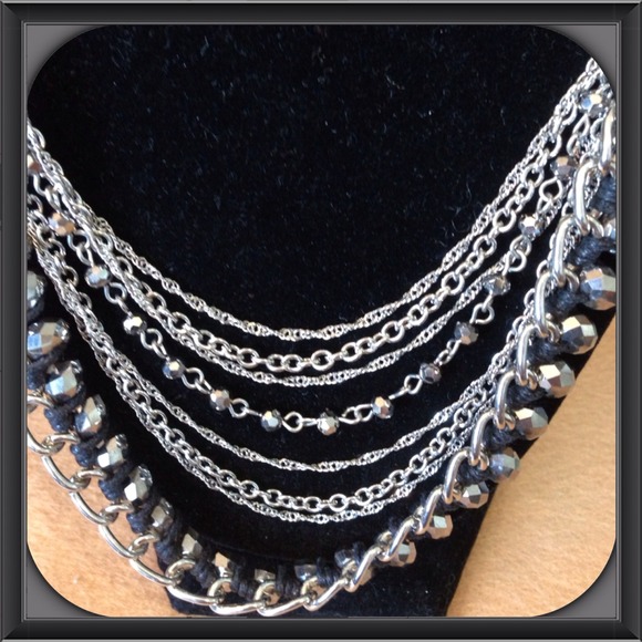 Necklace 💞 - Picture 2 of 2