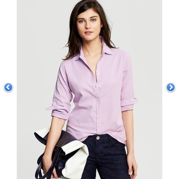👏Sold in bundle👏 Lavender stretch button down
