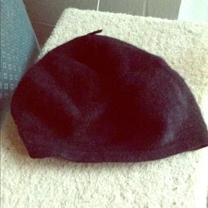 Classic Black Felt French Beret