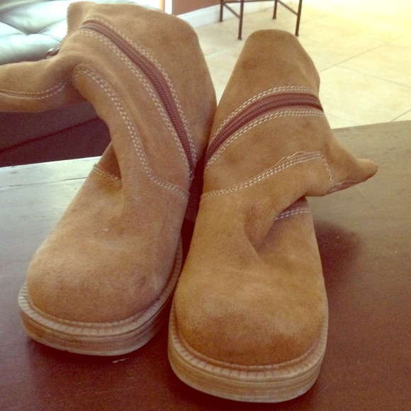 Brown Suade Classified Boots !!! Very Cute !!