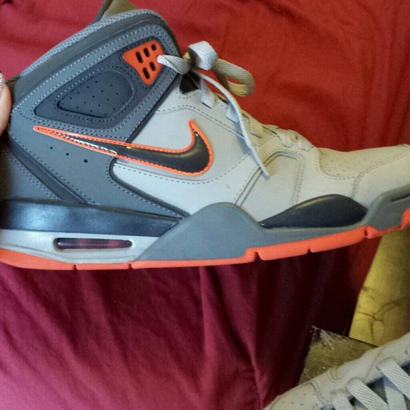 Mens Nike flights