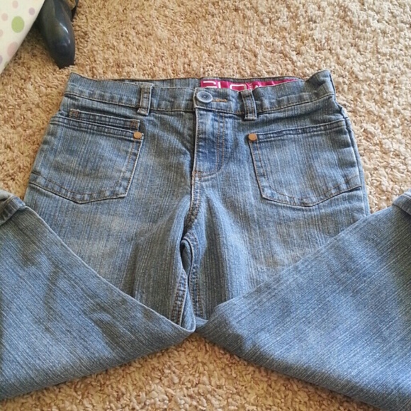 Capris - Picture 2 of 2