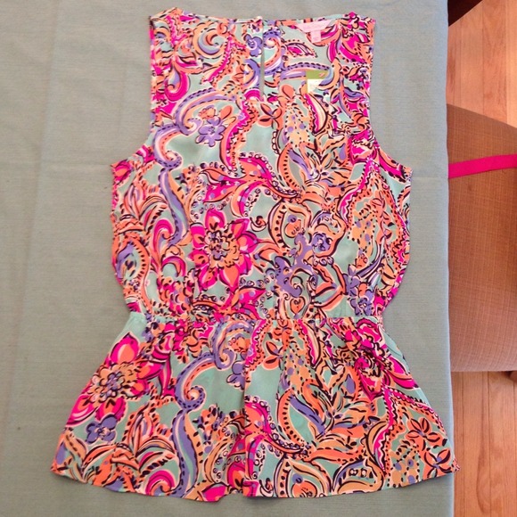❌SOLD ❌ Lilly Pulitzer Dune Top
